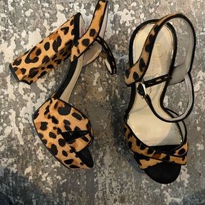 Brand new leopard platform heel